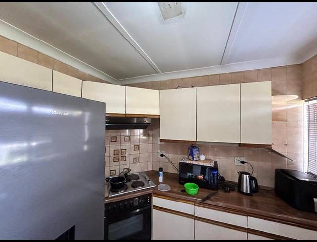 3 BEDROOM HOUSE FOR SALE IN DUNNOTTAR